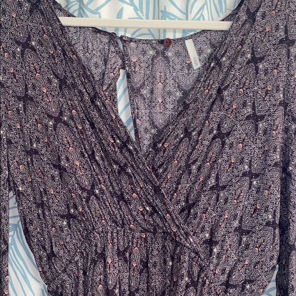 Backless Romper - Picture 3 of 9